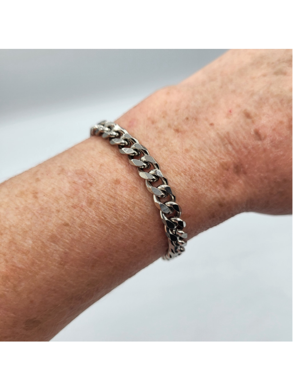 Women's 6.5" Stainless Steel Curb Link Chain Bracelet – 6mm Silver Tone – NWOT